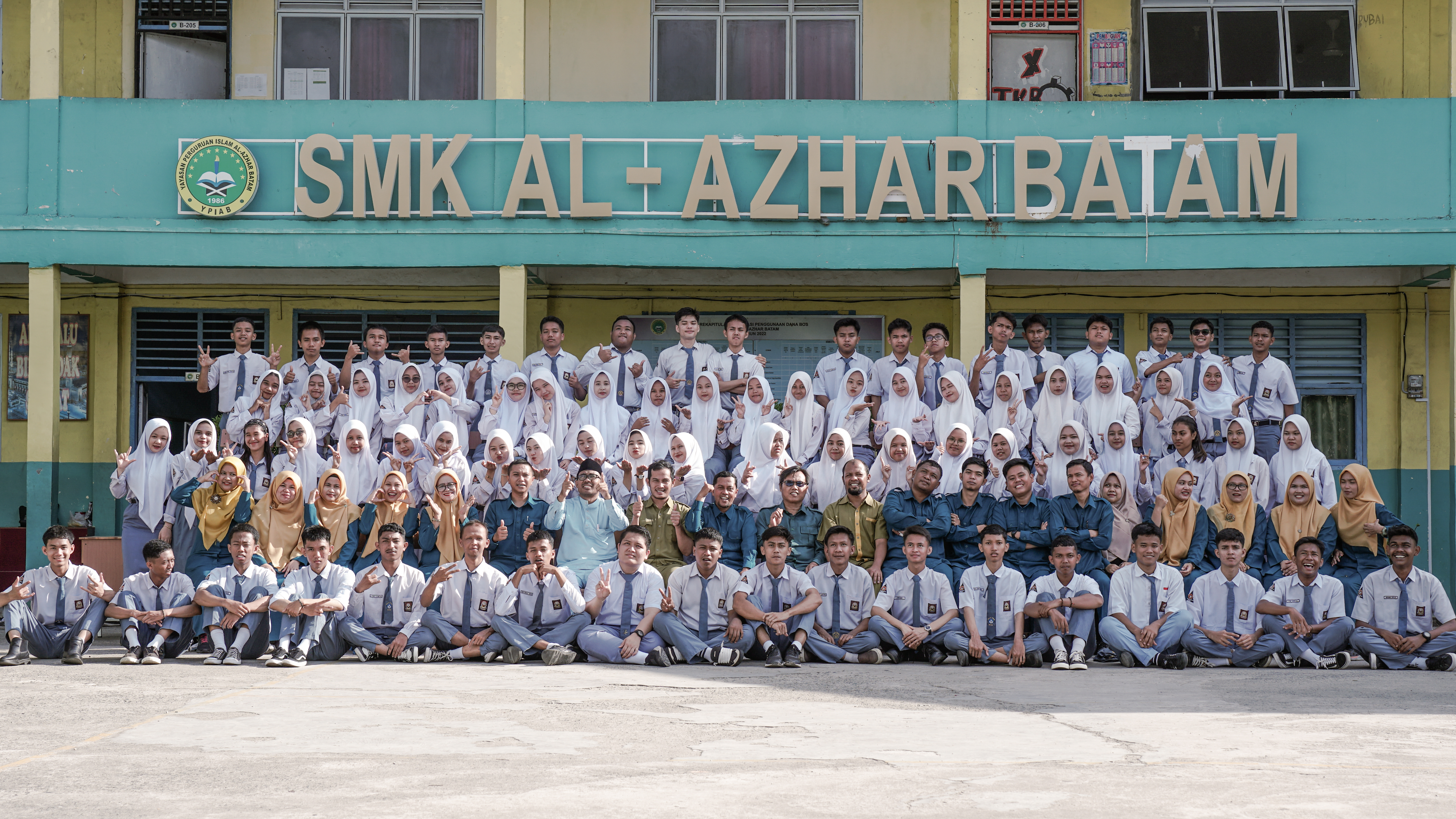 Foto Angkatan Al-Azhar 2025